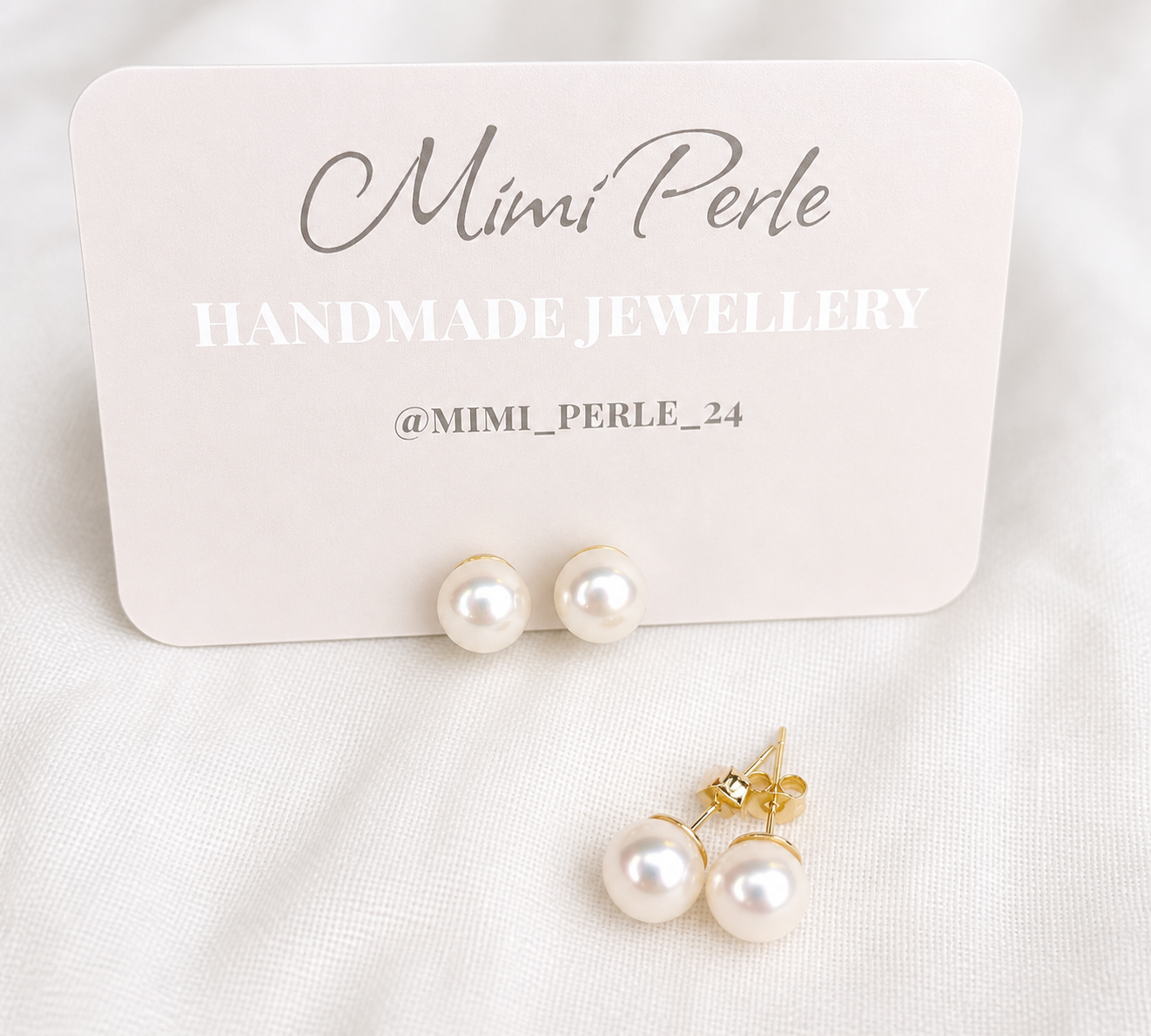 AAA grade white button 9mm Freshwater Pearl Studs