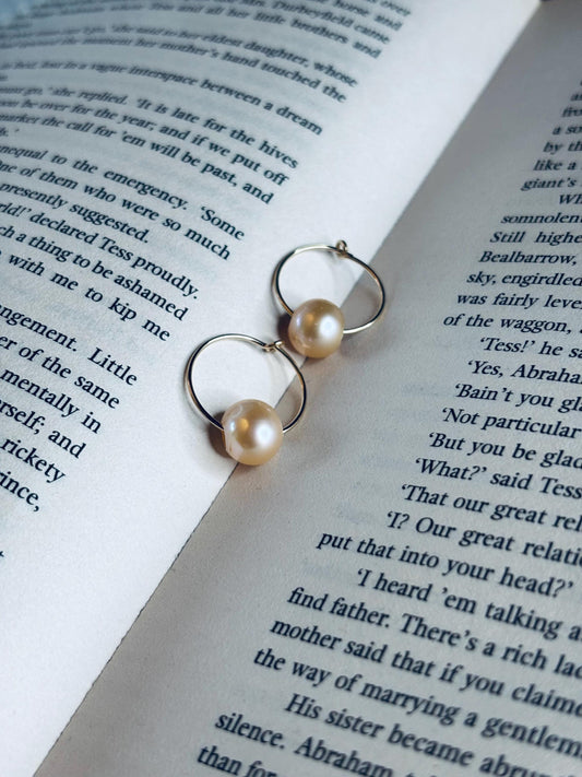 15mm Gold Filled 14K Hallmarked Hoops, Pink Floating Pearl