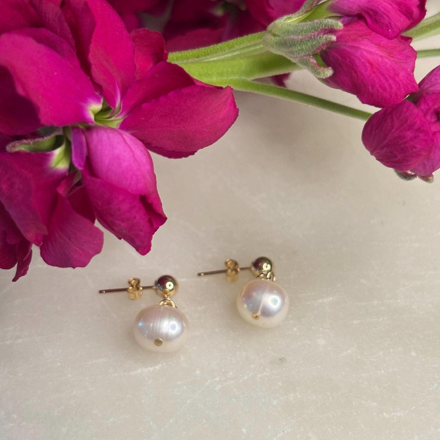 14K Gold Filled Hallmarked Stud Freshwater Pearl Earrings