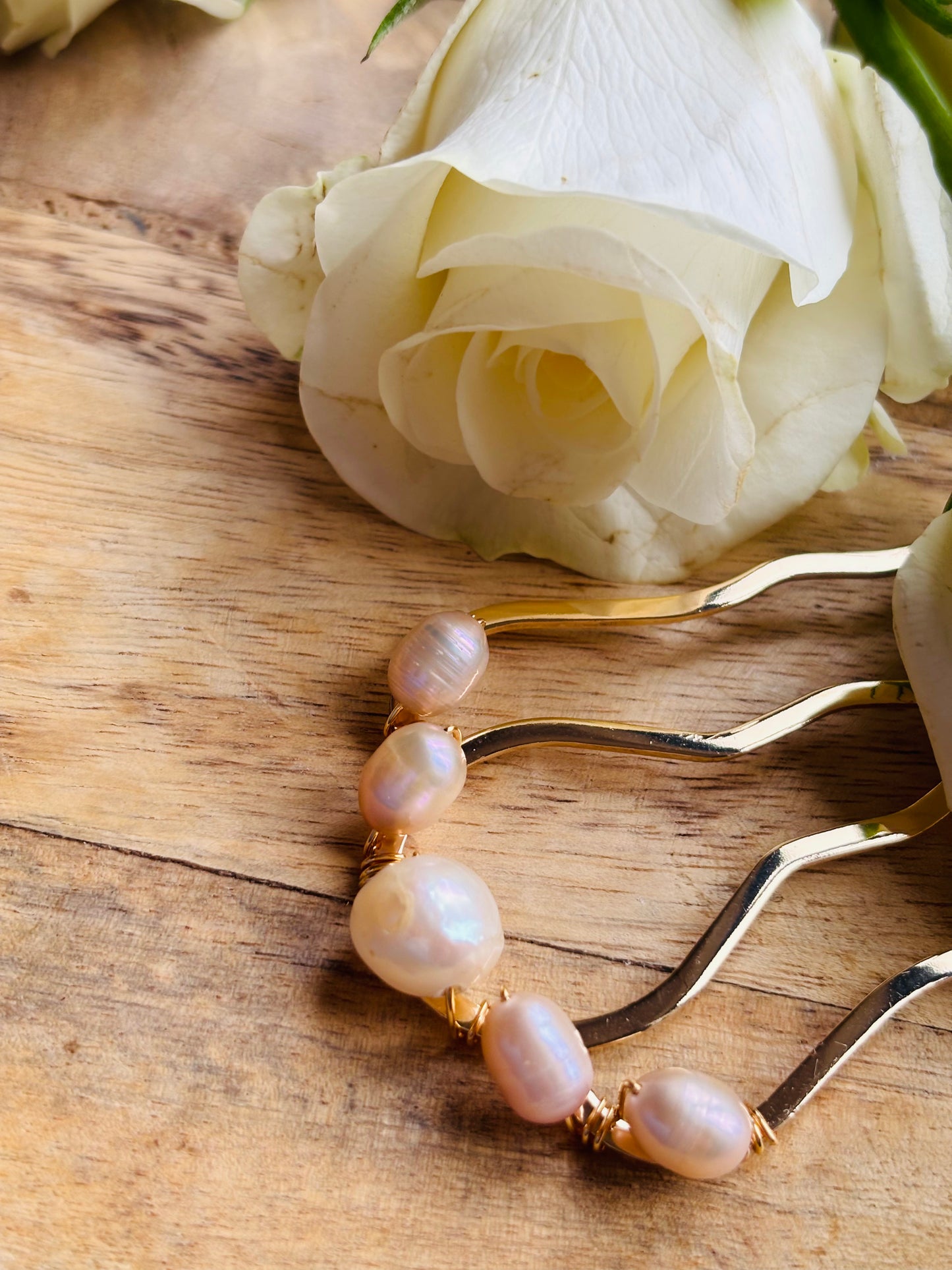 Large French hair pin featuring pink and white freshwater pearls