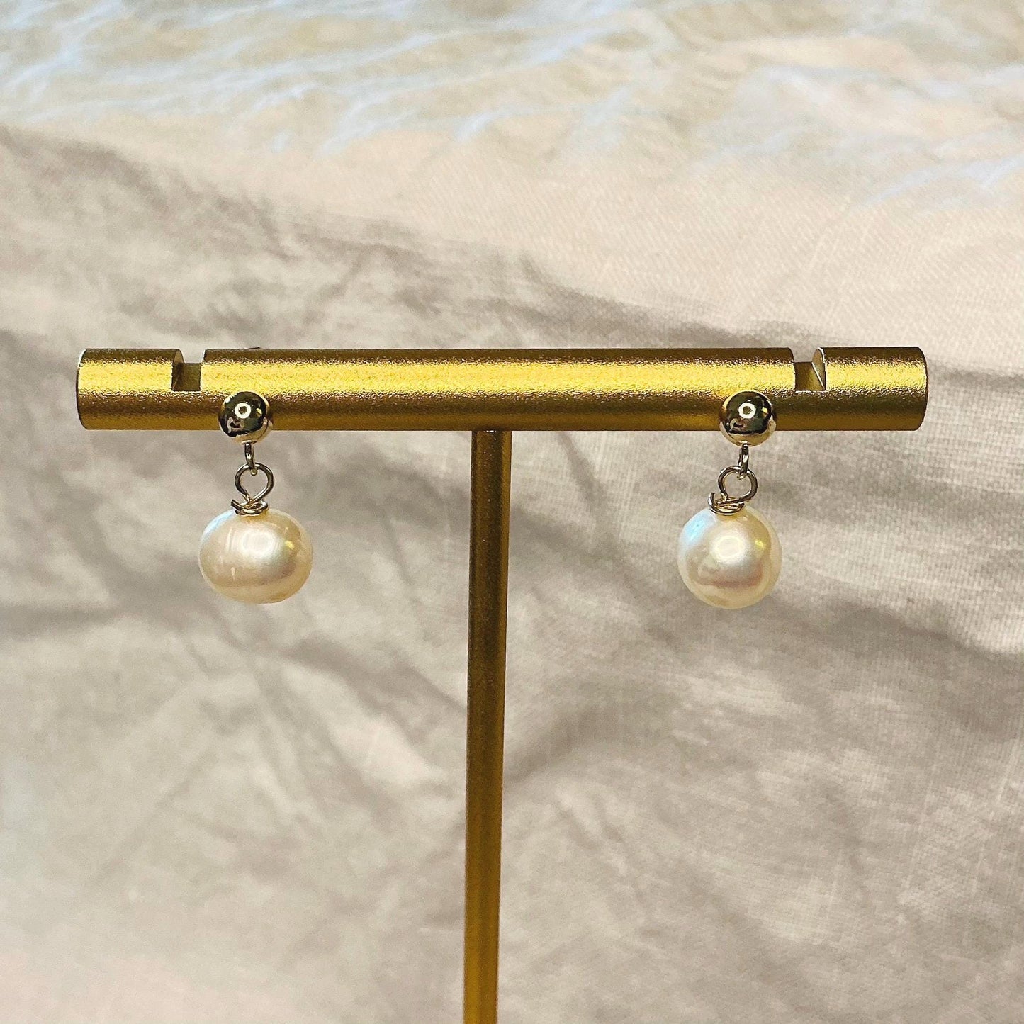 14K Gold Filled Hallmarked Stud Freshwater Pearl Earrings